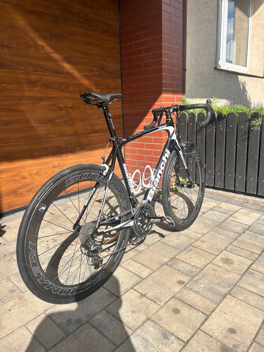 Bianchi Intenso Carbon rozm. 57 | Shimano Ultegra 2x11 | Koła Reynolds Strike SLG