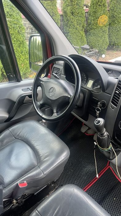 Mecedes sprinter 318