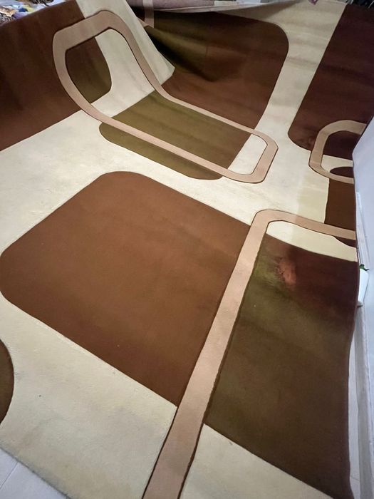 Продам килим 3 х 4 м