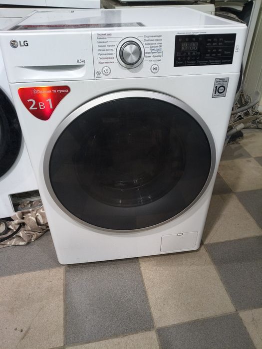 Продам стиральную машину LG на 8,5 кг.