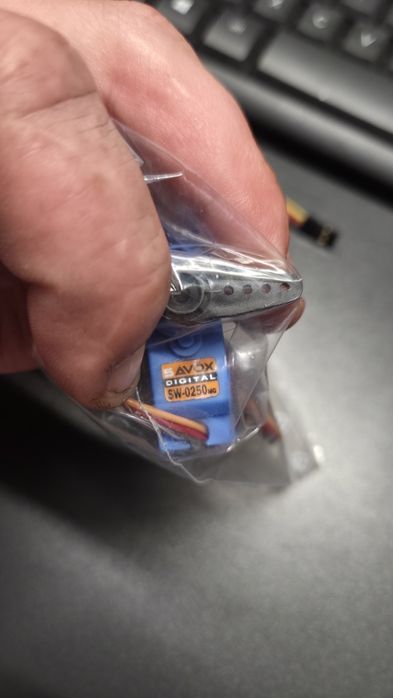 Serwo wodoodporne SAVOX Micro SW-0250MG 25g