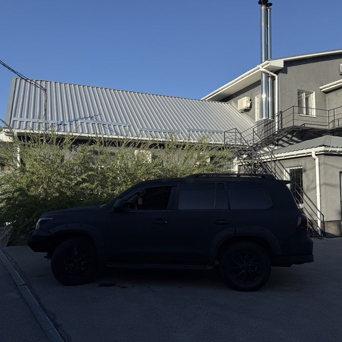 Lexus LX 570 2010
