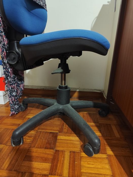 Cadeira de escritorio