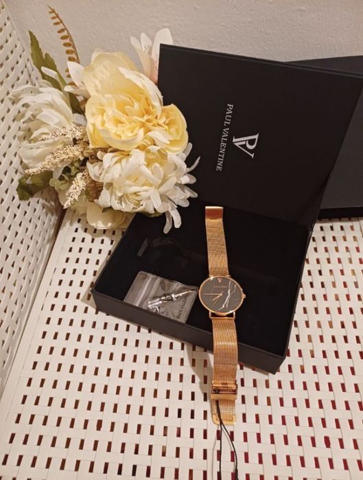 Продам годинник жіночий