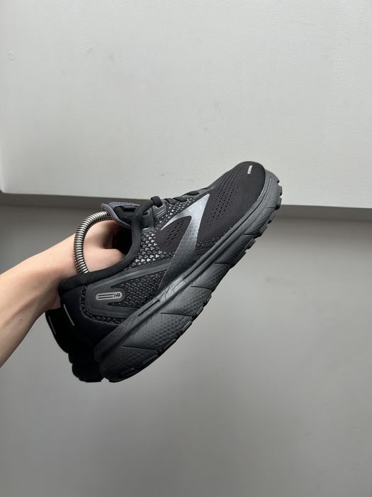 Кросівки Brooks -розмір 43