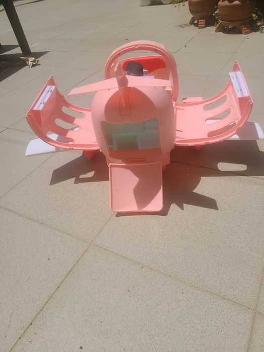 Barbie piloto + avião