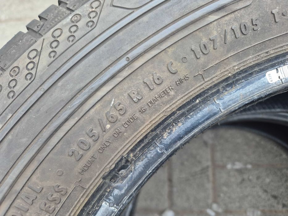 Continental ContiVanContact 200 205/65r16C 107/105T 7,5mm N4680
