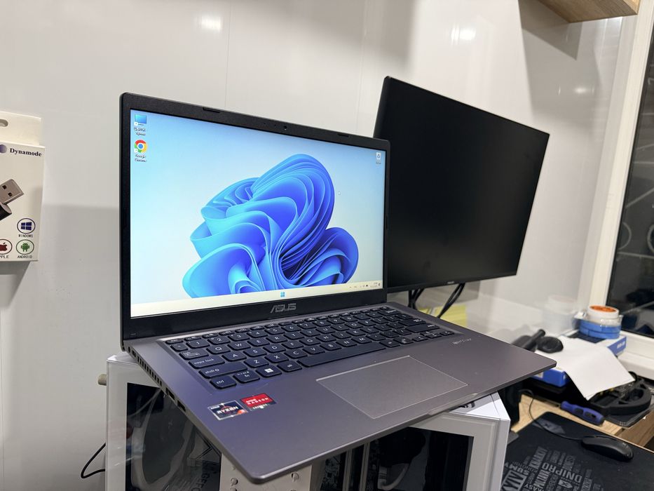 Ноутбук з Америки потужний Asus Ryzen 3+20 ddr4+ssd м2+AMD RX VEGA 3