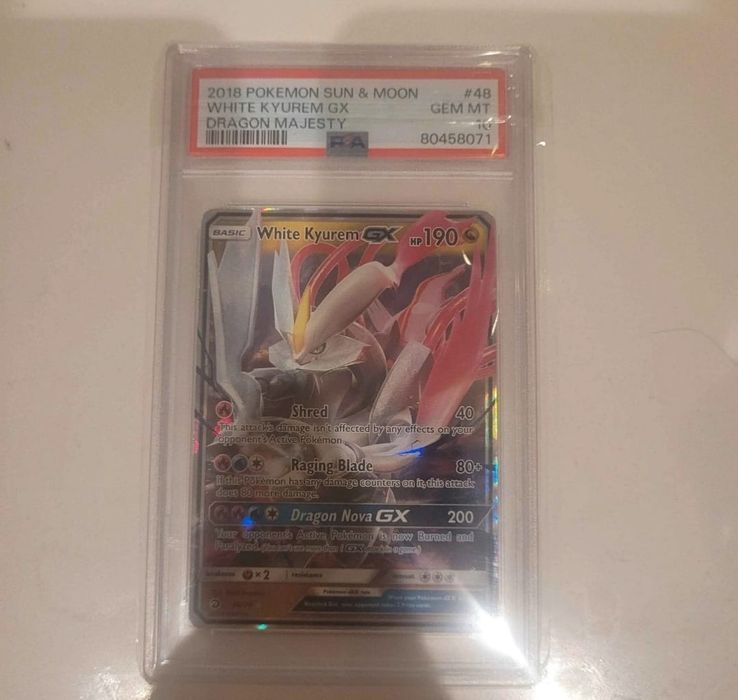 Carta Pokemon Graduada