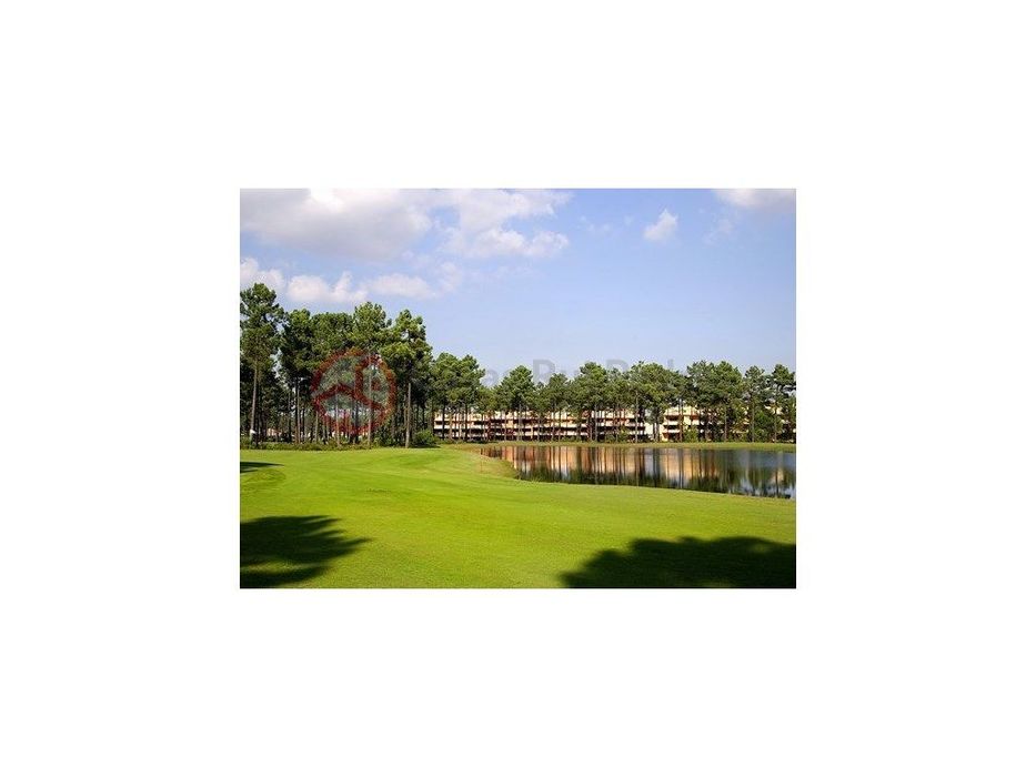 Plot for constructing a detached residence with an approved project and l...