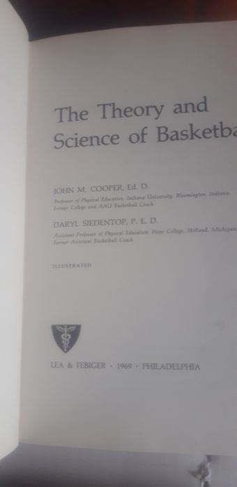 Conjunto de 4 Livros Basquetebol em Inglês