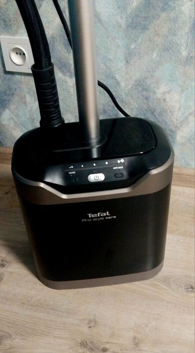 Отпариватель Tefal Pro Style Care