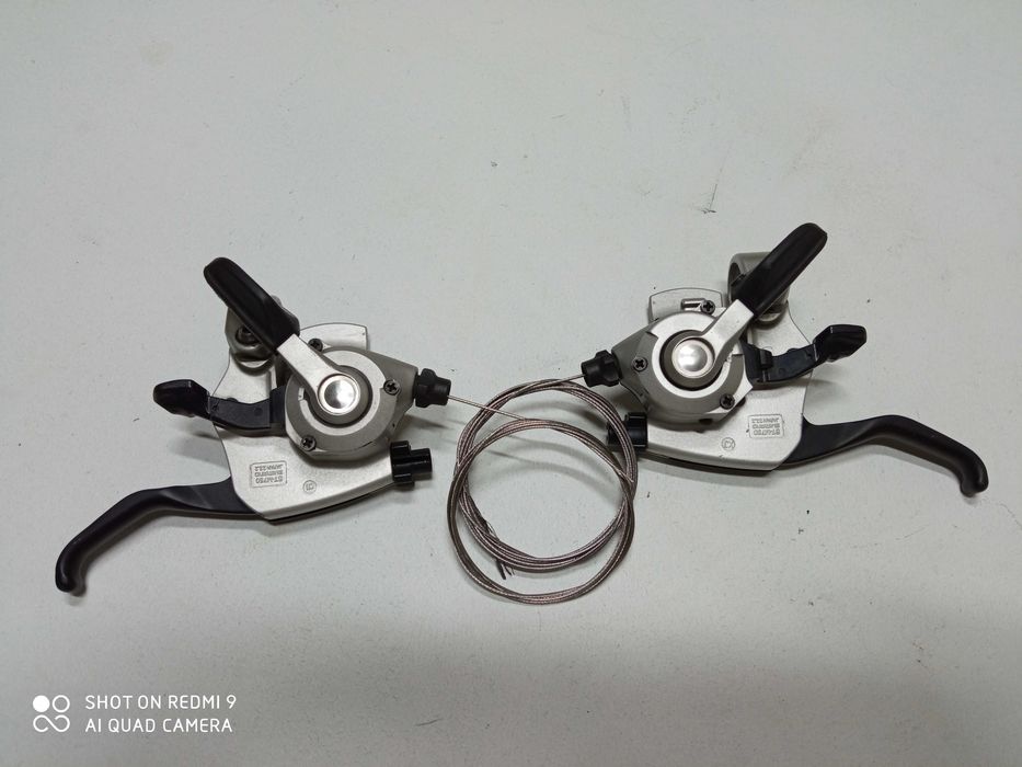 Klamkomanetki Deore XT m750 3x9