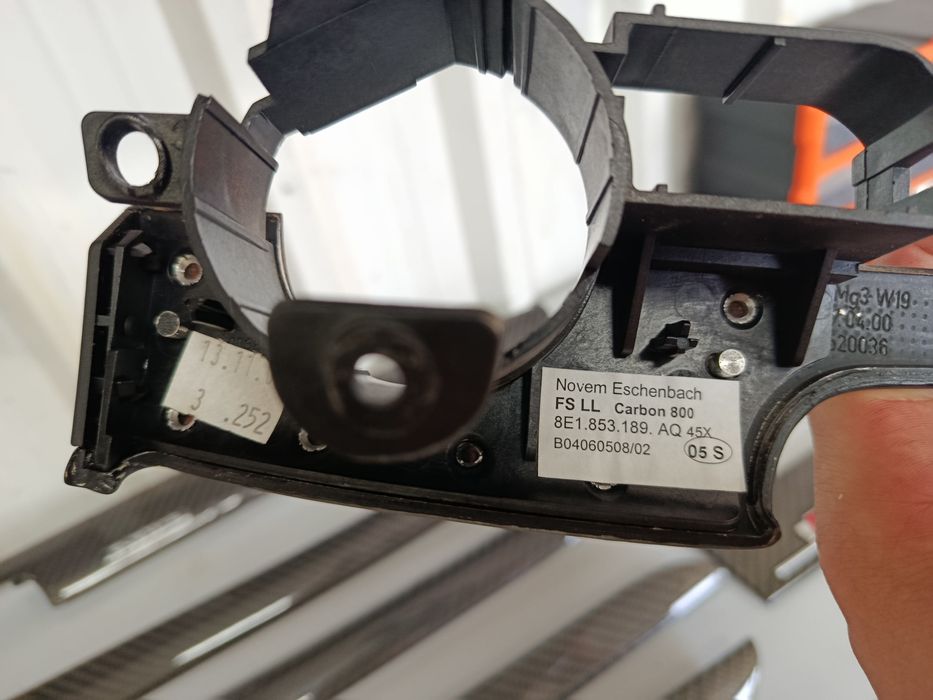 Trins/frisos em Carbono originais Audi A4 B7