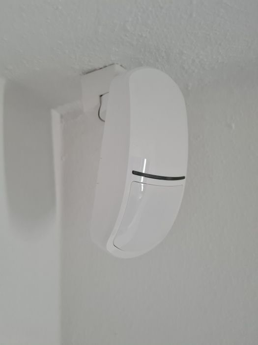Montaż kamer monitoringu, alarmów, sieci lan
