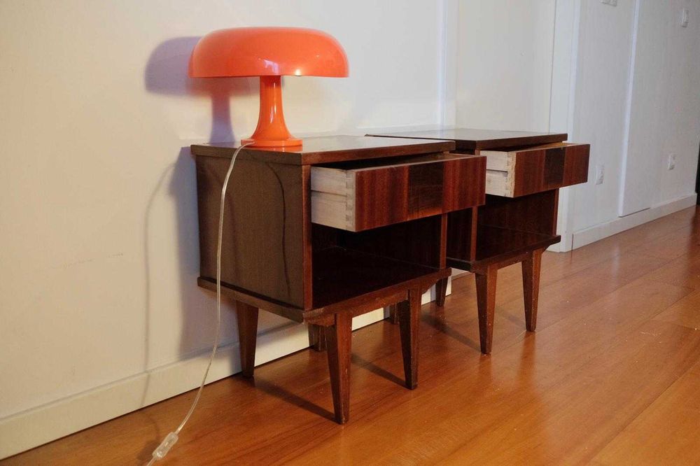 Mesinhas de Cabeceira Vintage em Madeira