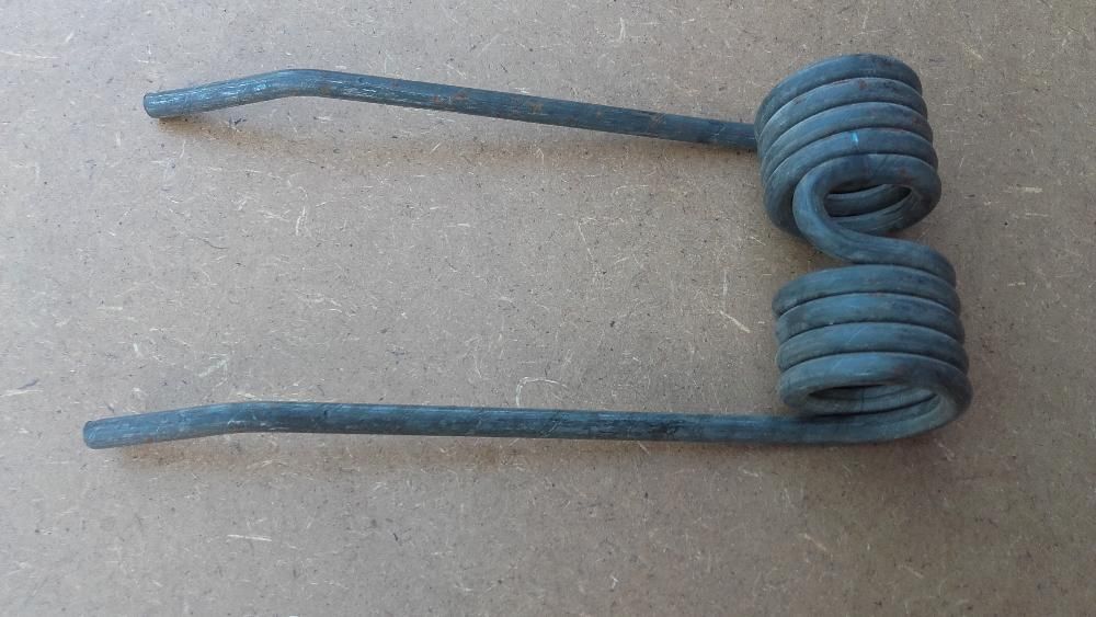 Palec Sprężyna podbieracza prasy Metal Fach Z-562 Warfama Z-543