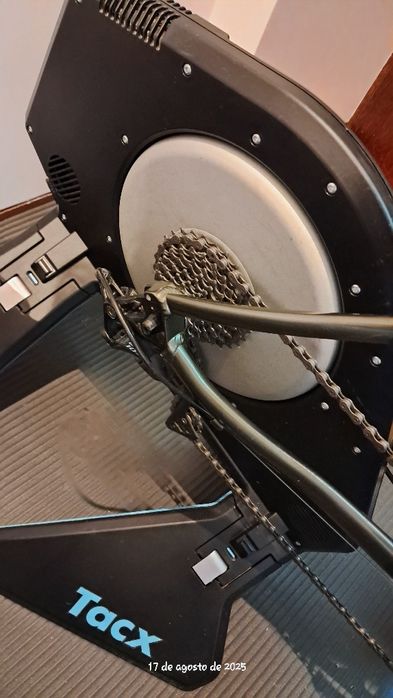 Rolo de treino TACX NEO 2