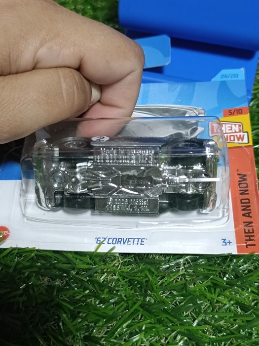 Hot Wheels 62 Corvette