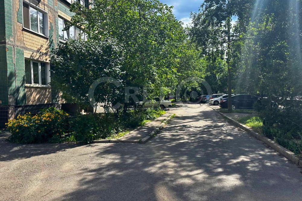 Продаж приміщення вул. Українська