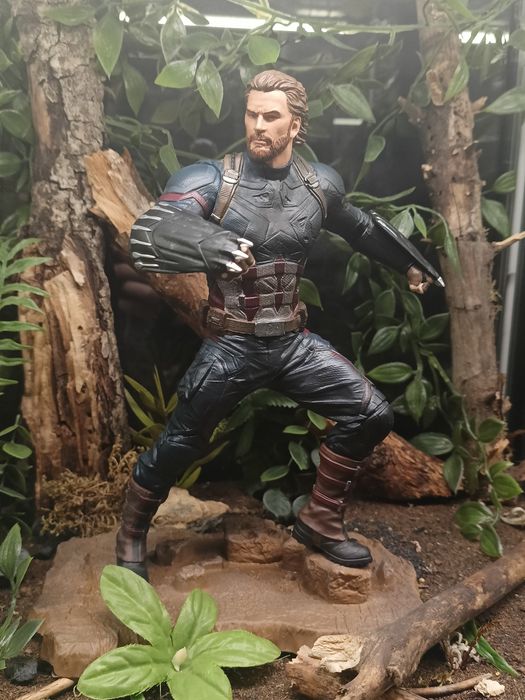 Figurka Kapitan Ameryka Avengers Infiniti War. Diamond Select