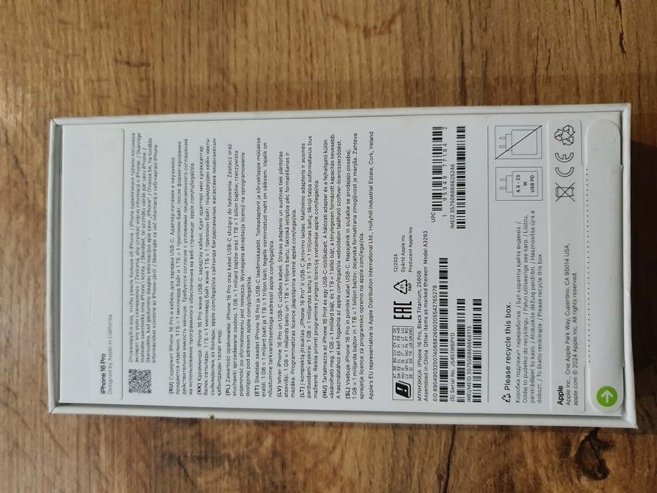 Iphone 16 Pro 256 GB Black idelany pudelko