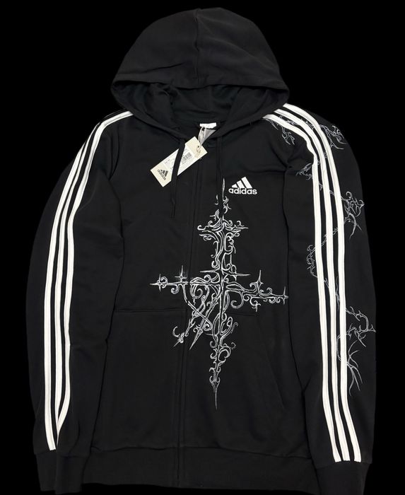 Адідас зіпка нова