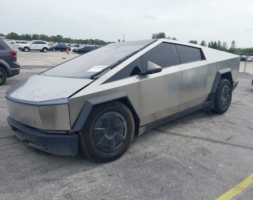 TESLA CYBERTRUCK - Двері передні, задні