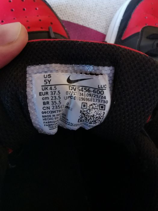 Buty Nike  - 37, 5