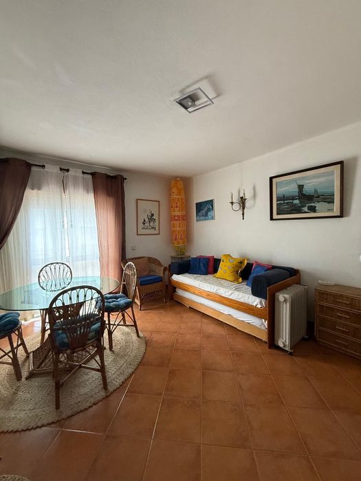 Armação de Pêra - aproximadamente 300 m da Praia - Low Cost - Garagem Incluída