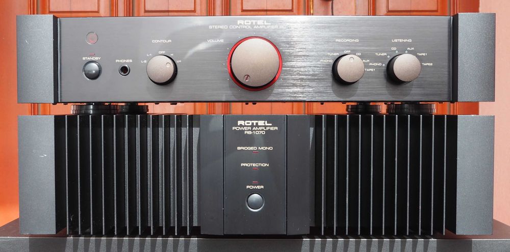 ROTEL RC 1070  +