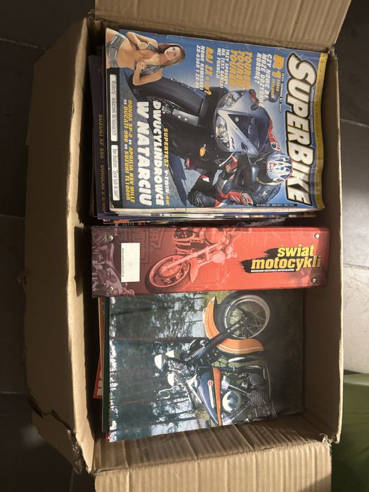 Czasopisma motocyklowe z lat 90 i 2000 caly karton