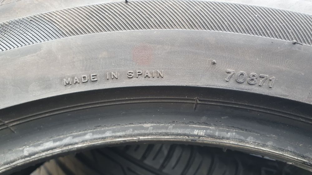 215/50 R18  4шт Bridgestone (Бриджестон) Авторезина, шини.