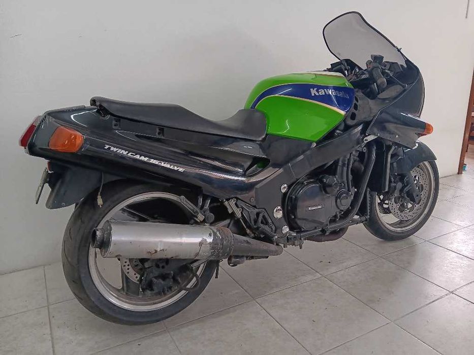 Peças Kawasaki ZZR1100