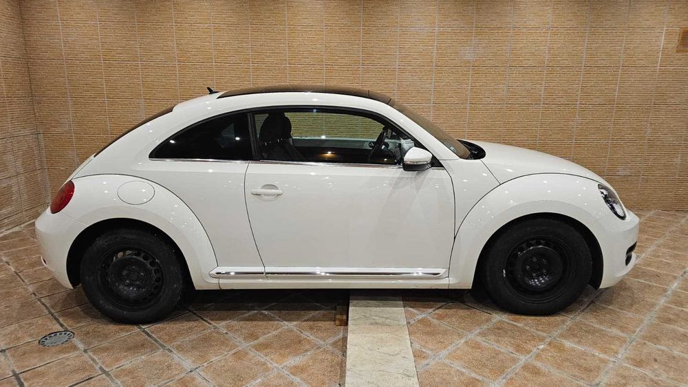 VW Volkswagen Beetle 1.6 TDi Design Impecável — photo 3