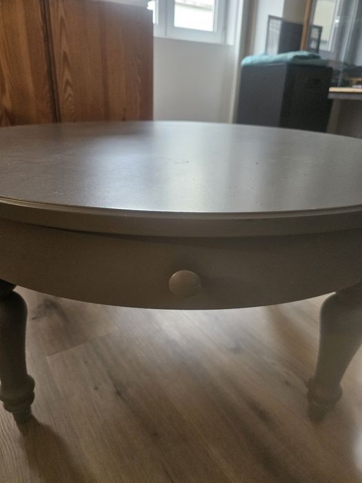 Mesa de centro IKEA ISALA redonda c/ gaveta – modelo descontinuado