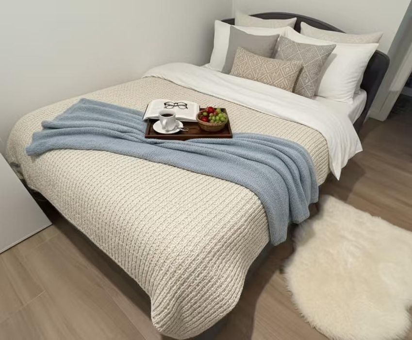 Mesa de jantar e camas