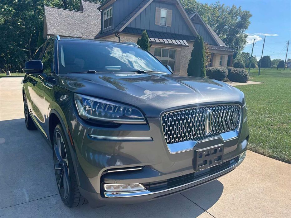 Lincoln Aviator      2020