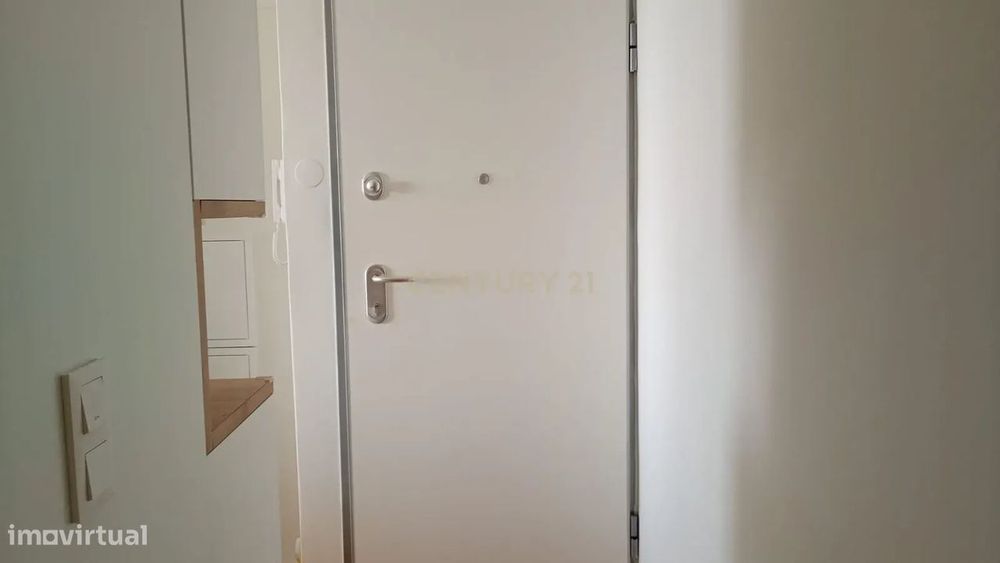T2 - Oportunidade em Beja: Apartamento Totalmente Remodelado no 6º And