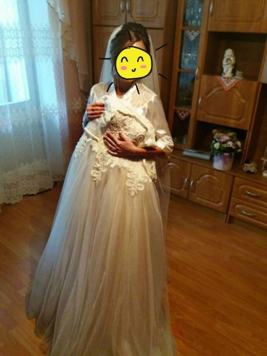 Продам весільне плаття