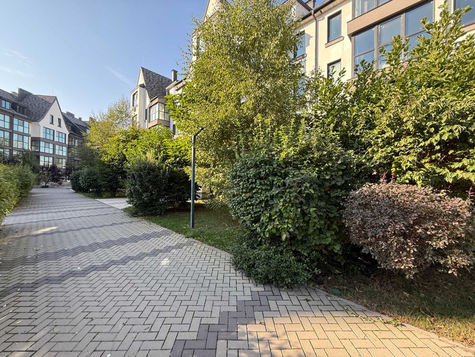 продам 1 кімнатну 49 м2, 1 поверх, с. Зазим'я вул. Київська 10 В , ЖК Desna Park Residence