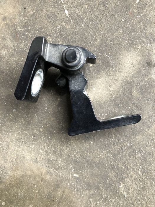 Петлі дверей audi a4 b8 2008-2016