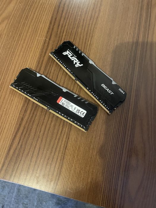 Vendo Memória Ram Kingston Fury RGB 16gb