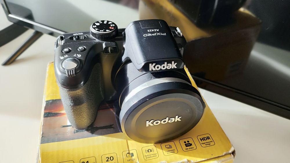 Kodak Pixpro AZ422