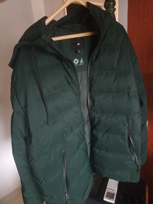 Casaco impermeável marca H&M 1.85 Como novo