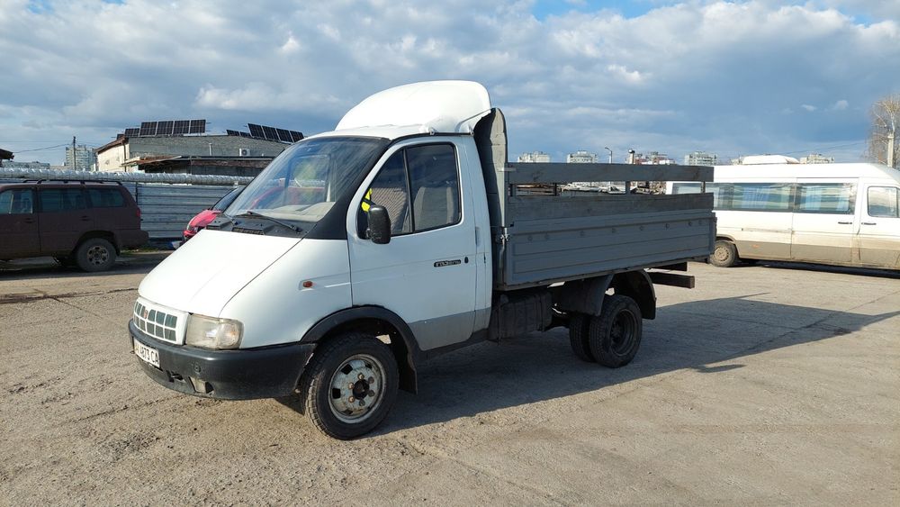 Домашнюю ГАЗ 3302 Газель
