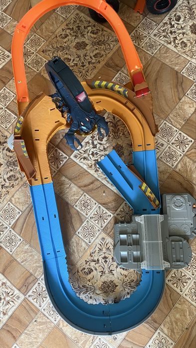 Hot Wheels Monster Trucks Scorpion Raceway Хот Вілс Трек Скорпіон