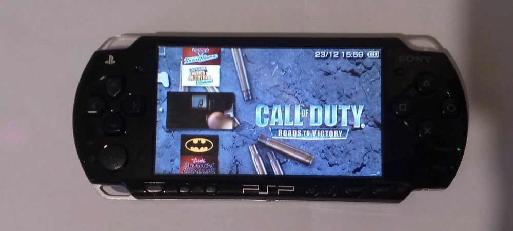 Игровая приставка Sony PlayStation PSP, в идеальном состоянии