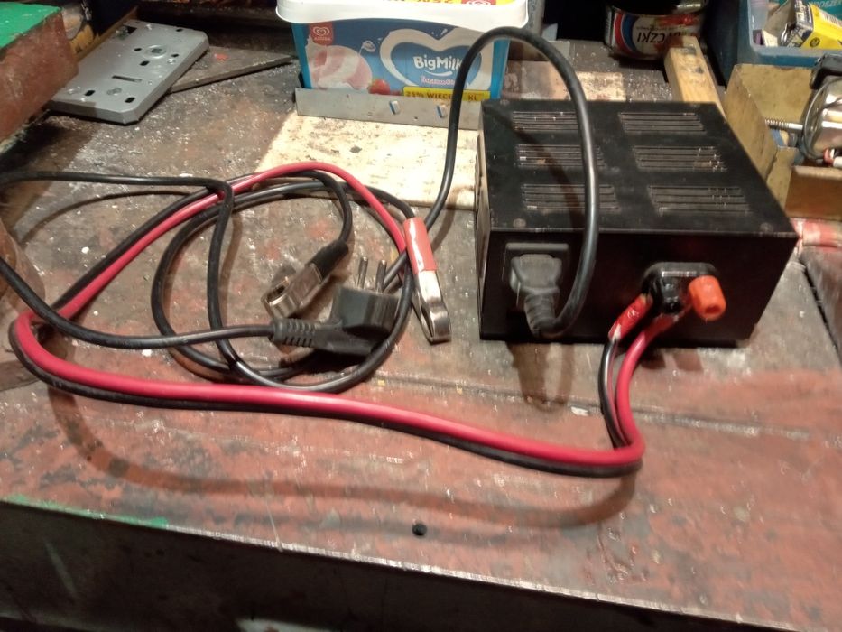 Ładowarka do akumulatorów żelowych