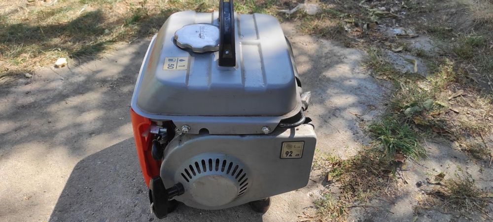 Генератор 0.8 кВ.еконтмний